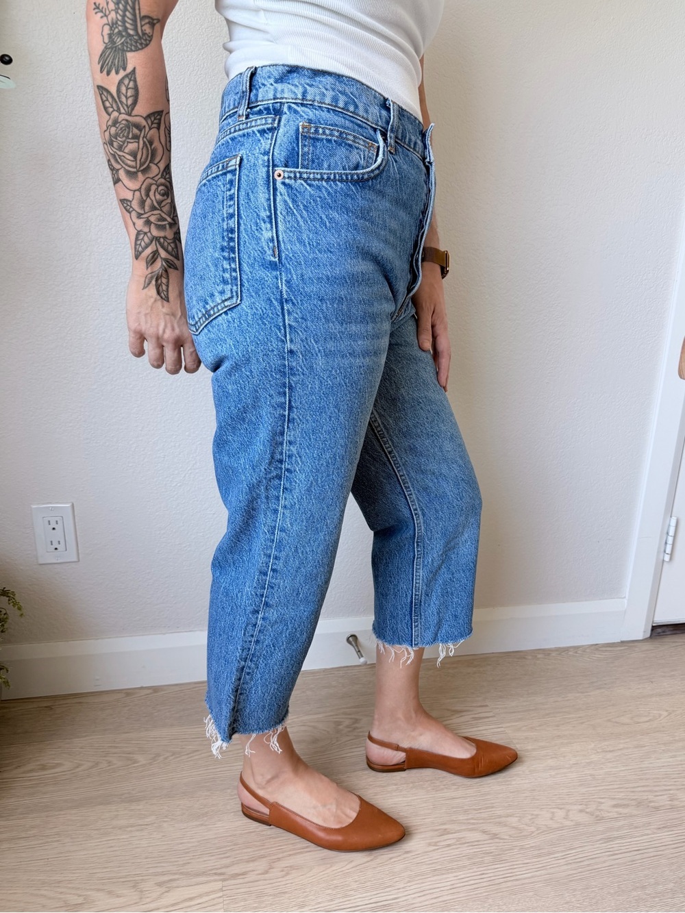 Reformation Cynthia High Rise Straight Jeans 29 Light Wash Raw Cut Hem Denim